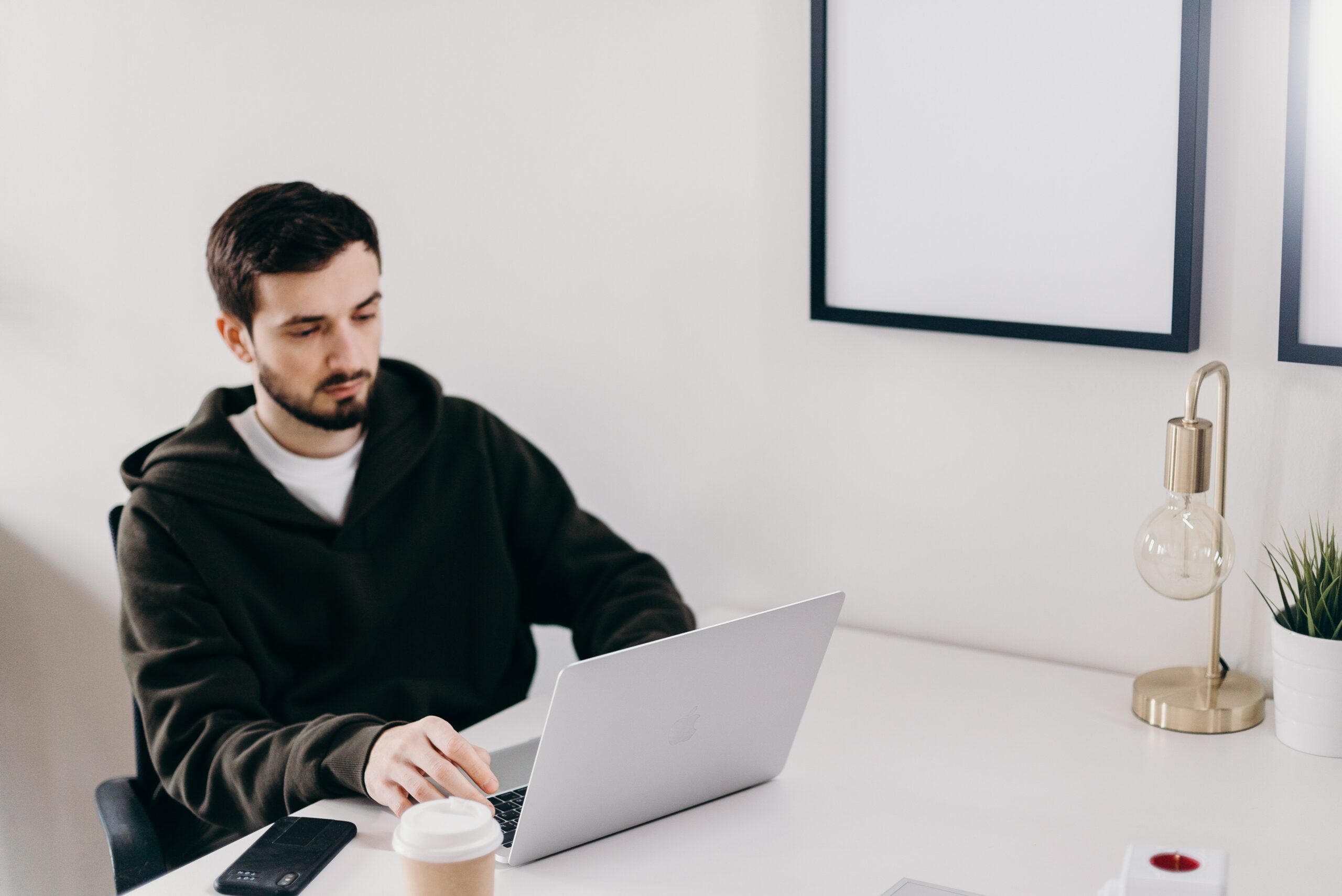 4 Must-Have Tools for Remote Workers