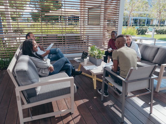 Beyond the Office: Exploring the Benefits of Coworking for Entrepreneurs